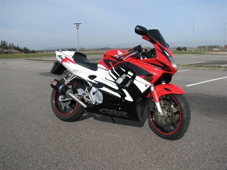 Honda Cbr 600 f3 billede 1