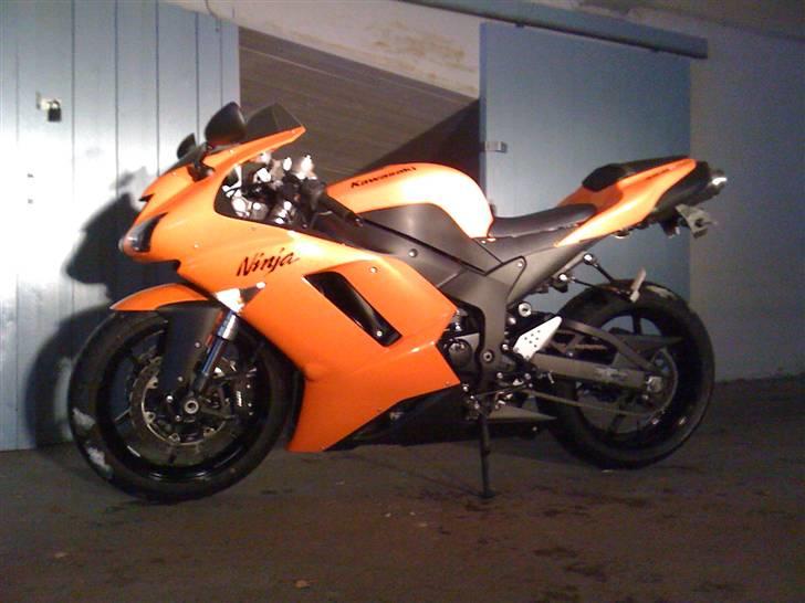 Kawasaki ZX6R billede 12