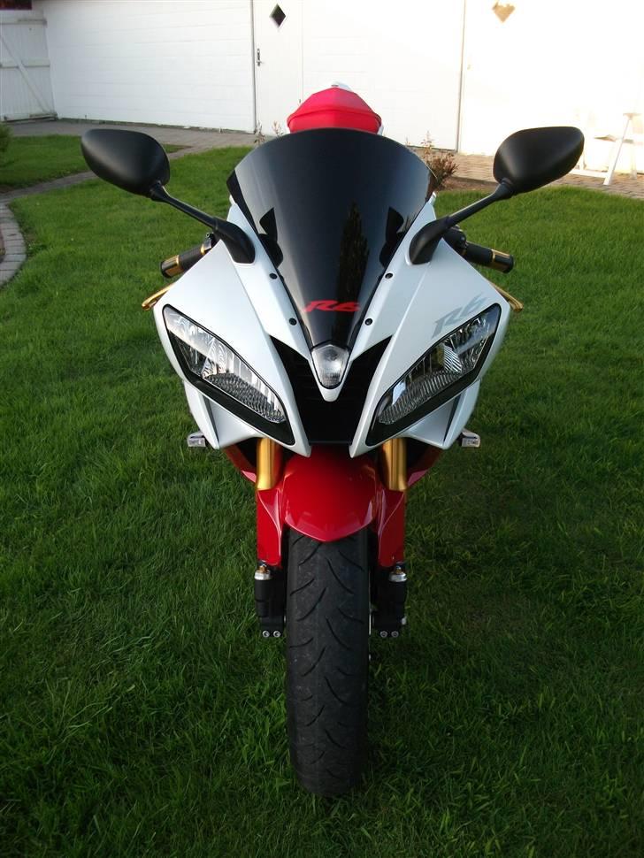 Yamaha R6 billede 11