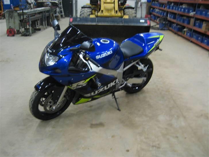 Suzuki GSX 600-R billede 3