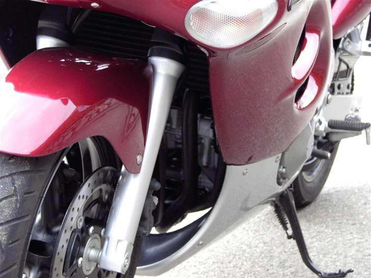 Suzuki GSX750F - Forrør behandlet med varmfast maling, da de var begyndt at ruste.. billede 19