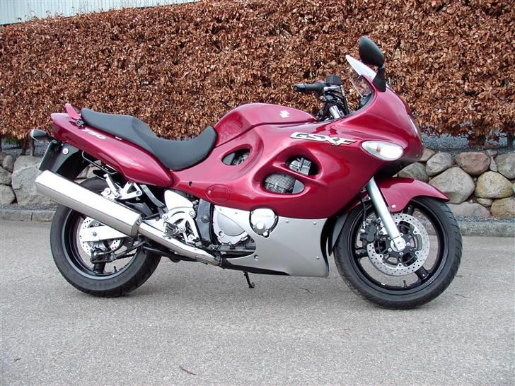 Suzuki GSX750F - Nypudset og klar til sæsonen 10. billede 20