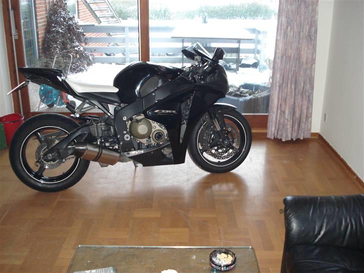 Honda cbr1000rr fireblade solgt billede 1