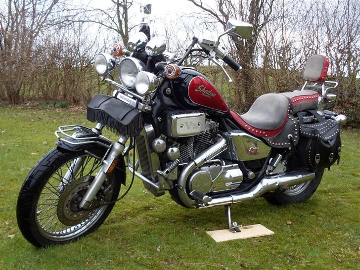 Honda Shadow vt 800 billede 1