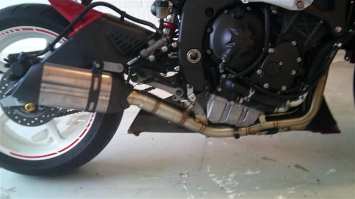 Yamaha R6 billede 12