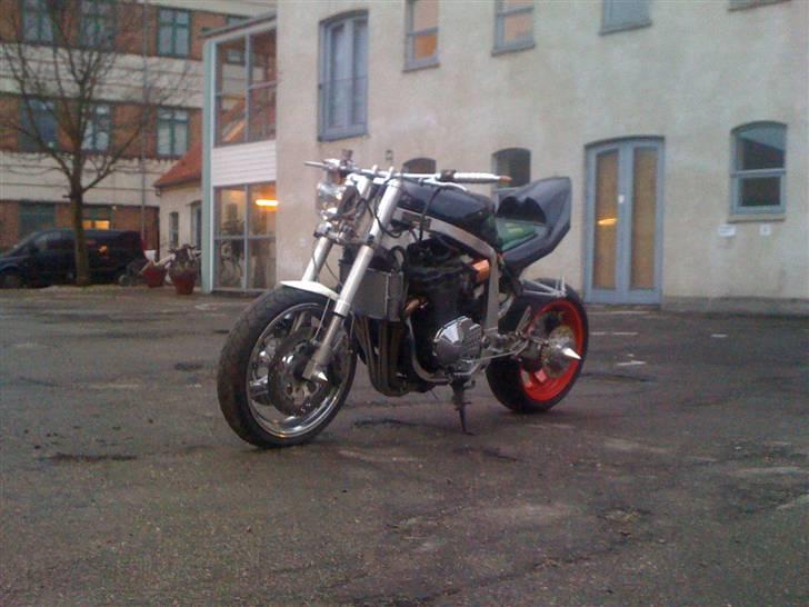 Suzuki GSX Streetfighter projekt billede 1