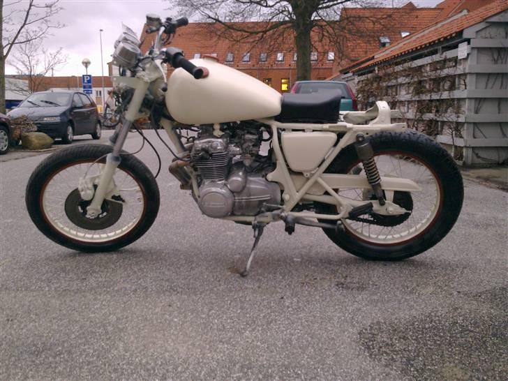 Honda cb 400 F SOLGT billede 13