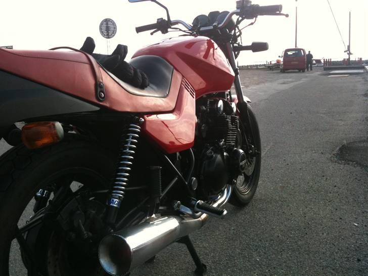 Suzuki GS650G Katana SOLGT billede 1