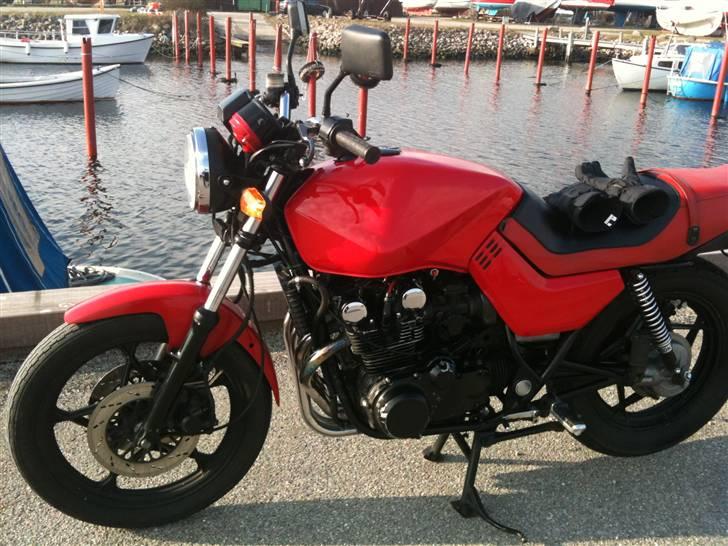 Suzuki GS650G Katana SOLGT billede 2