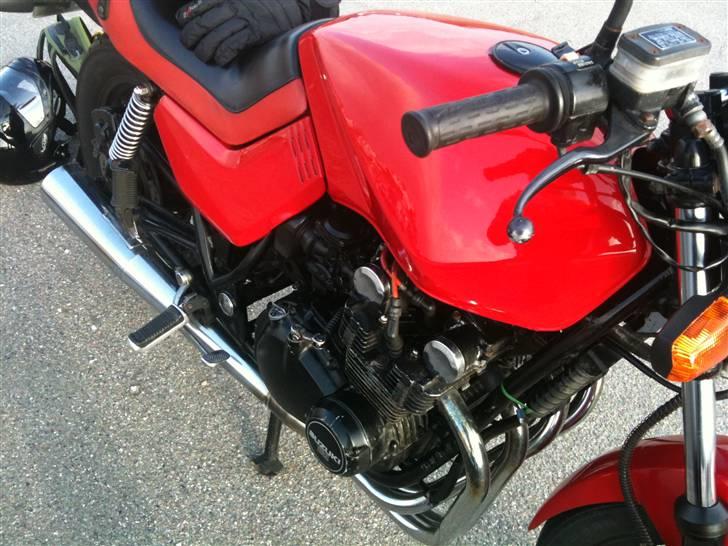 Suzuki GS650G Katana SOLGT billede 4