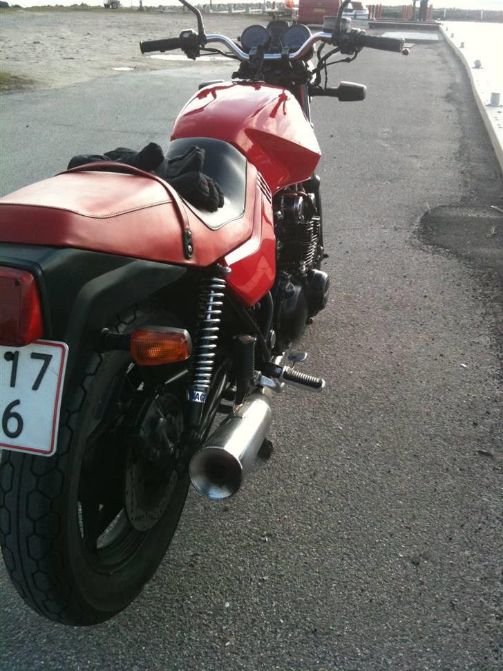 Suzuki GS650G Katana SOLGT billede 5