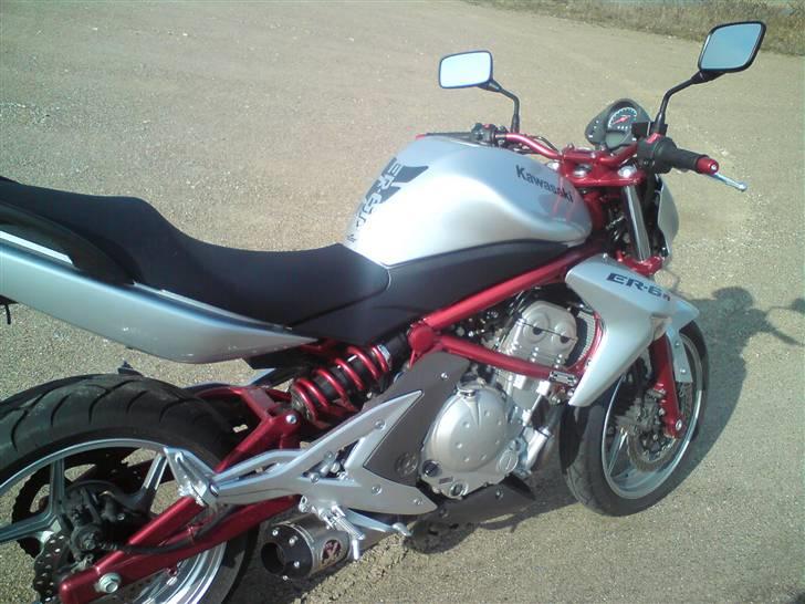 Kawasaki ER 6N billede 2