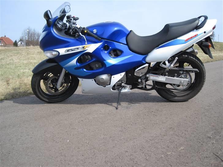 Suzuki GSXF 600 billede 10