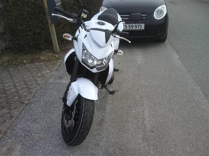 Kawasaki Z 750 !SOLGT! billede 1