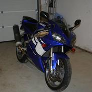 Yamaha YZF R1 RN04