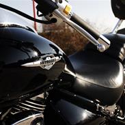 Suzuki M800