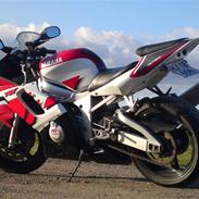 Yamaha YZF R6 *solgt*