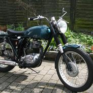 BSA B40