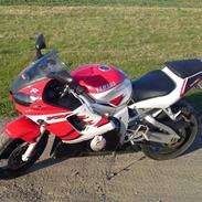 Yamaha YZF R6 *solgt*