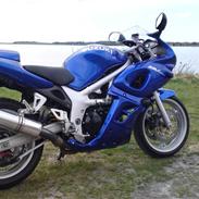 Suzuki sv 650s solgt