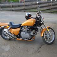 Honda supermagna
