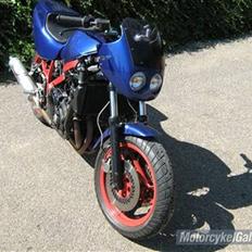 Yamaha fz 750 streetfighter