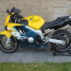Honda CBR 600 F4