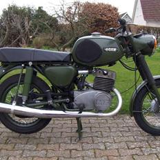 MZ TS 250/0 NVA replika