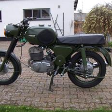 MZ TS 250/0 NVA replika