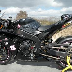 Yamaha R1 - Bane cykel  **SOLGT**