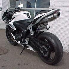 Honda CBR 600 RR - Uden afgift. Solgt!