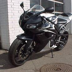 Honda CBR 600 RR - Uden afgift. Solgt!