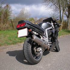 Suzuki GSXR 750