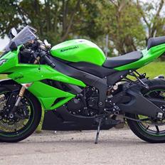 Kawasaki ZX6R