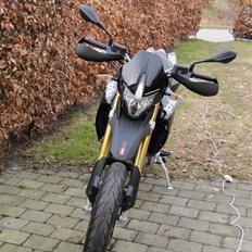 Aprilia dorsoduro