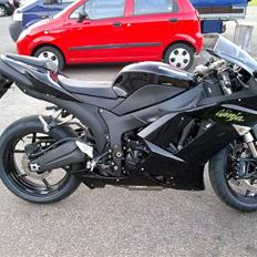 Kawasaki ZX6R