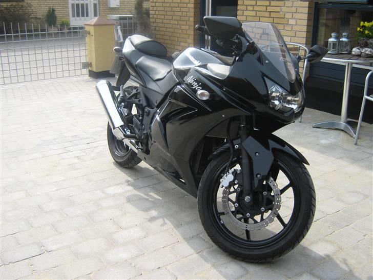 Kawasaki Ninja 250R SOLGT billede 5