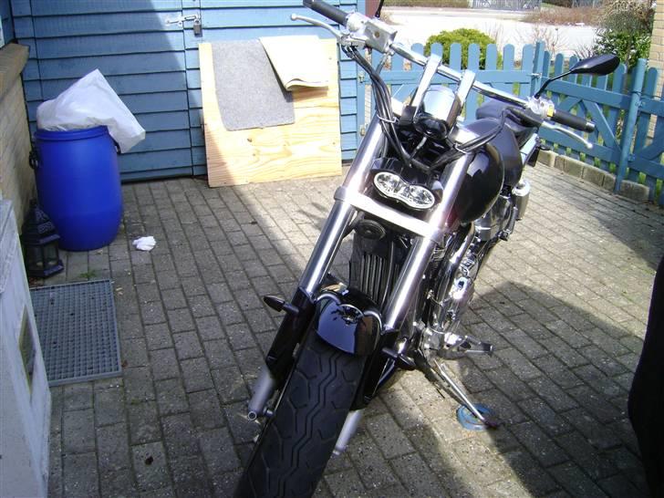 Suzuki vz 800  marauder - ny malet billede 10