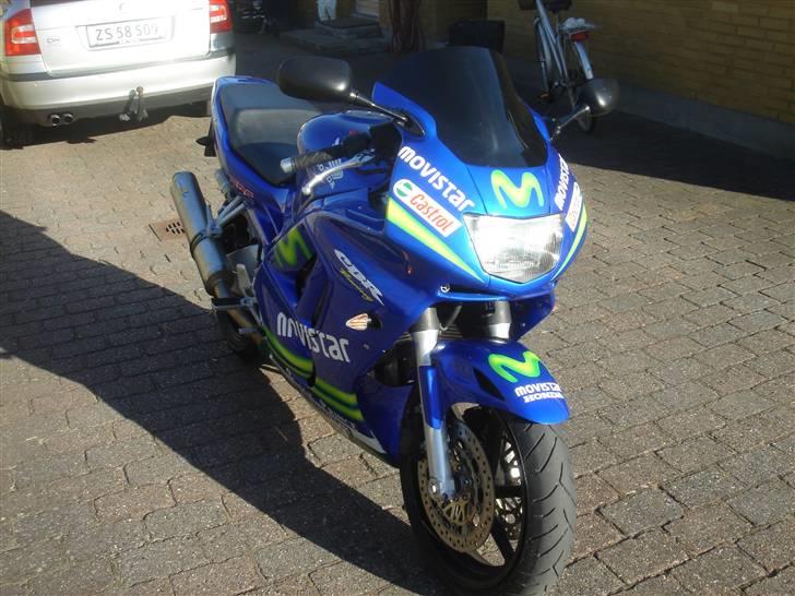 Honda CBR 600 F3 Movistar billede 3