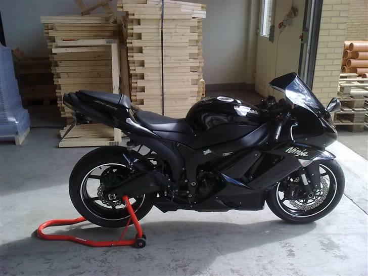 Kawasaki ZX6-R billede 4