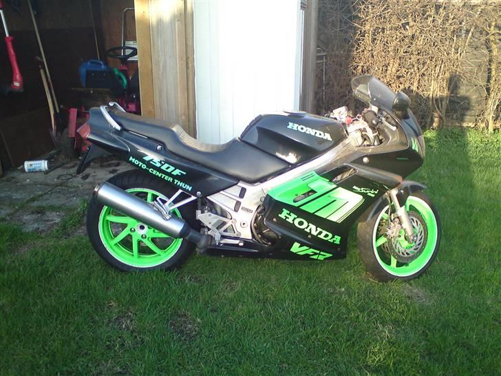 Honda VFR750F billede 1