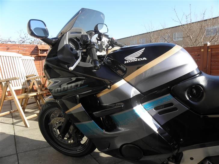 Honda cbr 1000 f (SOLGT) billede 3