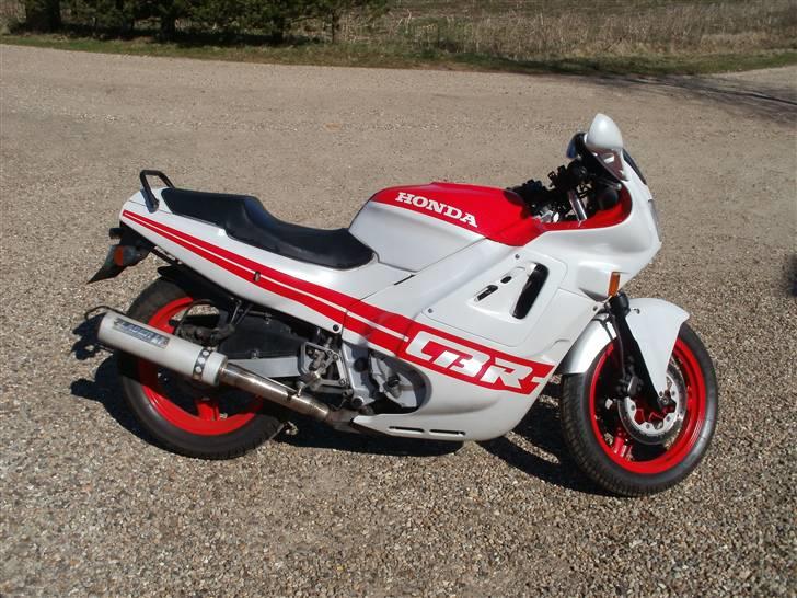 Honda CBR 600 F1 billede 2