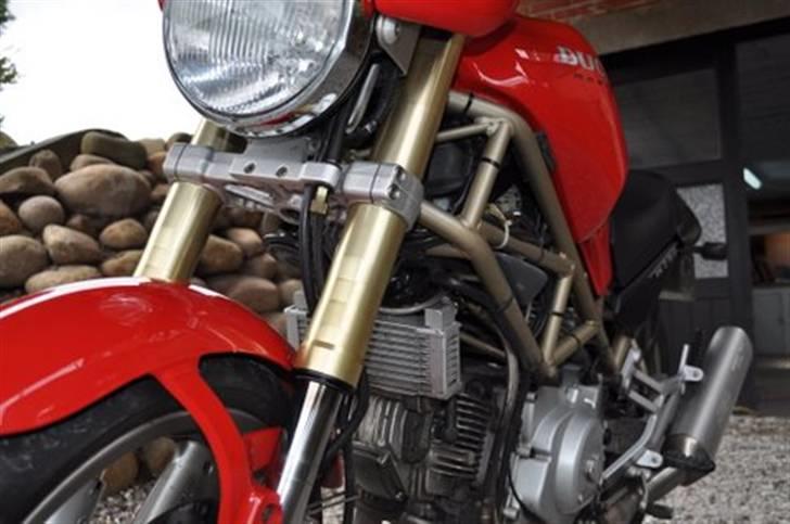 Ducati Monster 750 billede 6