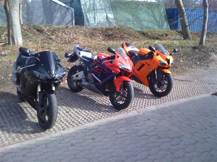 Kawasaki ZX6R billede 18