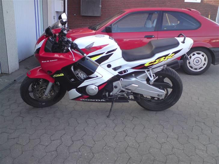 Honda cbr 600 f3 billede 5