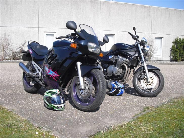 Suzuki gsx 600 f SOLGT - lige ud at rulle med en ti år yngre mc :) billede 4