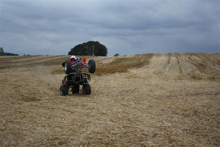 Polaris Predator - Troy Lee Edit. - Skulle lige prøve en kammerats Honda TRX 450 :D billede 19