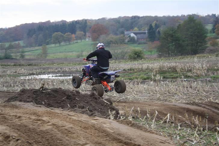 Polaris Predator - Troy Lee Edit. - Skulle lige prøve en kammerats Yamaha YFZ 450, DM klar, med opgraderinger for 80.000... den kører nu okay :-) billede 20