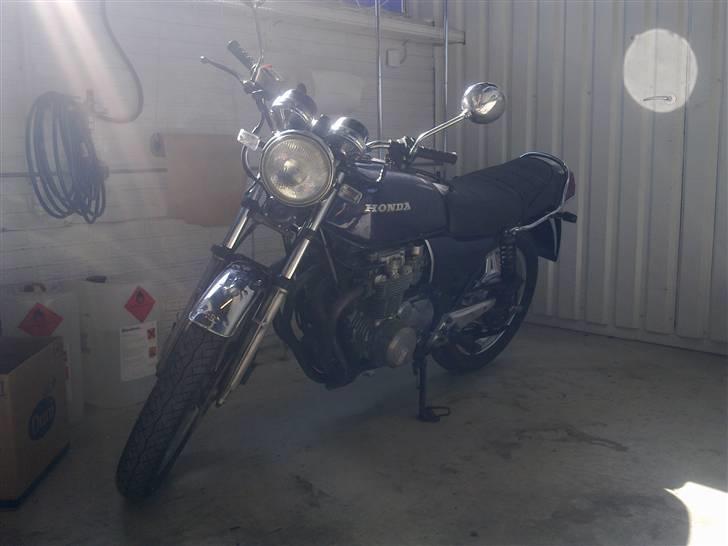 Honda cb 650 rc03 "Solgt" - færdig resultat billede 2